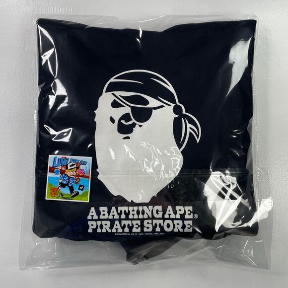 BAPE Pirate Store Logo Hoodie 2012 Size M - Picture 8 of 8